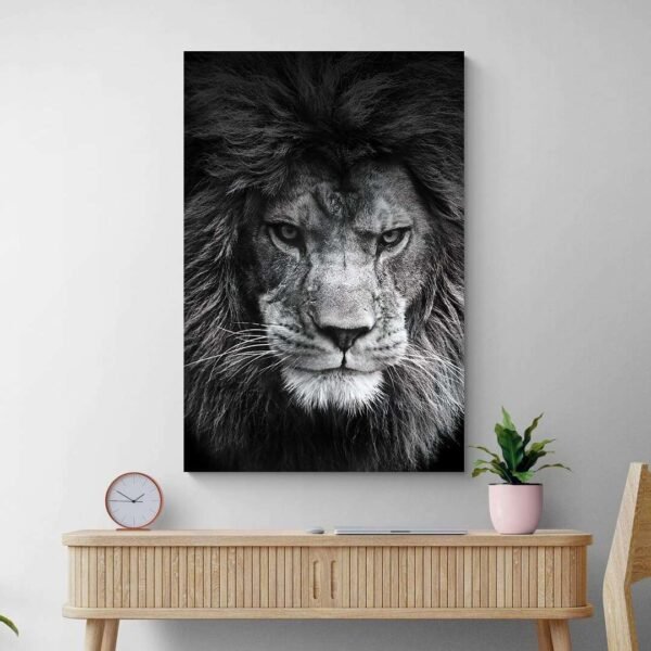 tableau lion contemporain mur clair.jpg